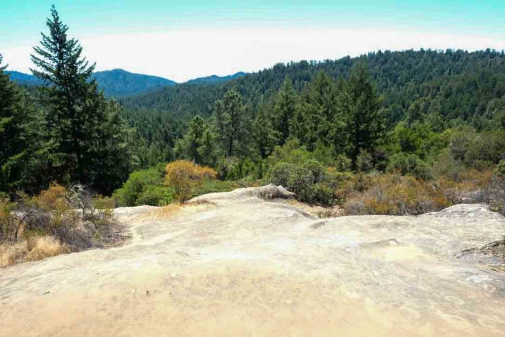 Skyline-to-the-Sea Trail, Castle Rock vista view backpacking trip | www.switchbackstrategy.com